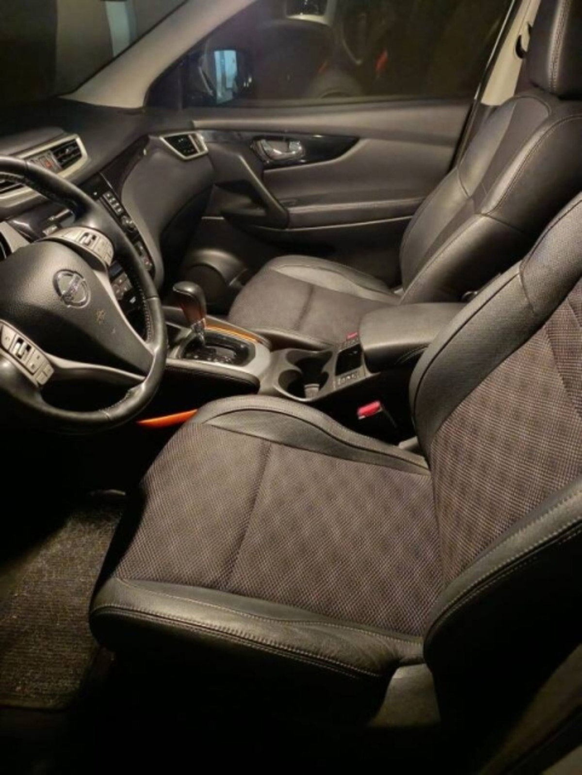 Nissan Qashqai 1.6 dCi 2WD N-Connecta (4)