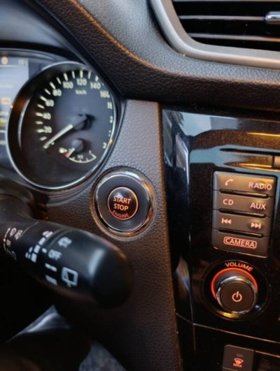 Nissan Qashqai 1.6 dCi 2WD N-Connecta (7)