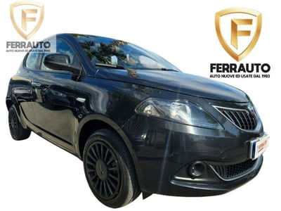 Lancia Ypsilon 1.0 FireFly 5 porte S&S Hybrid Ecochic Gold usata