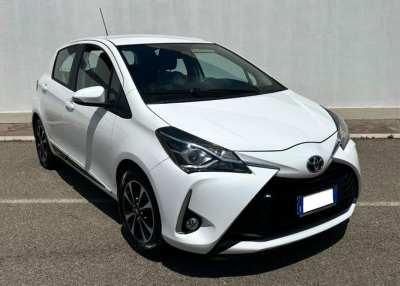 Toyota Yaris 1.0 72 CV 5 porte Cool
