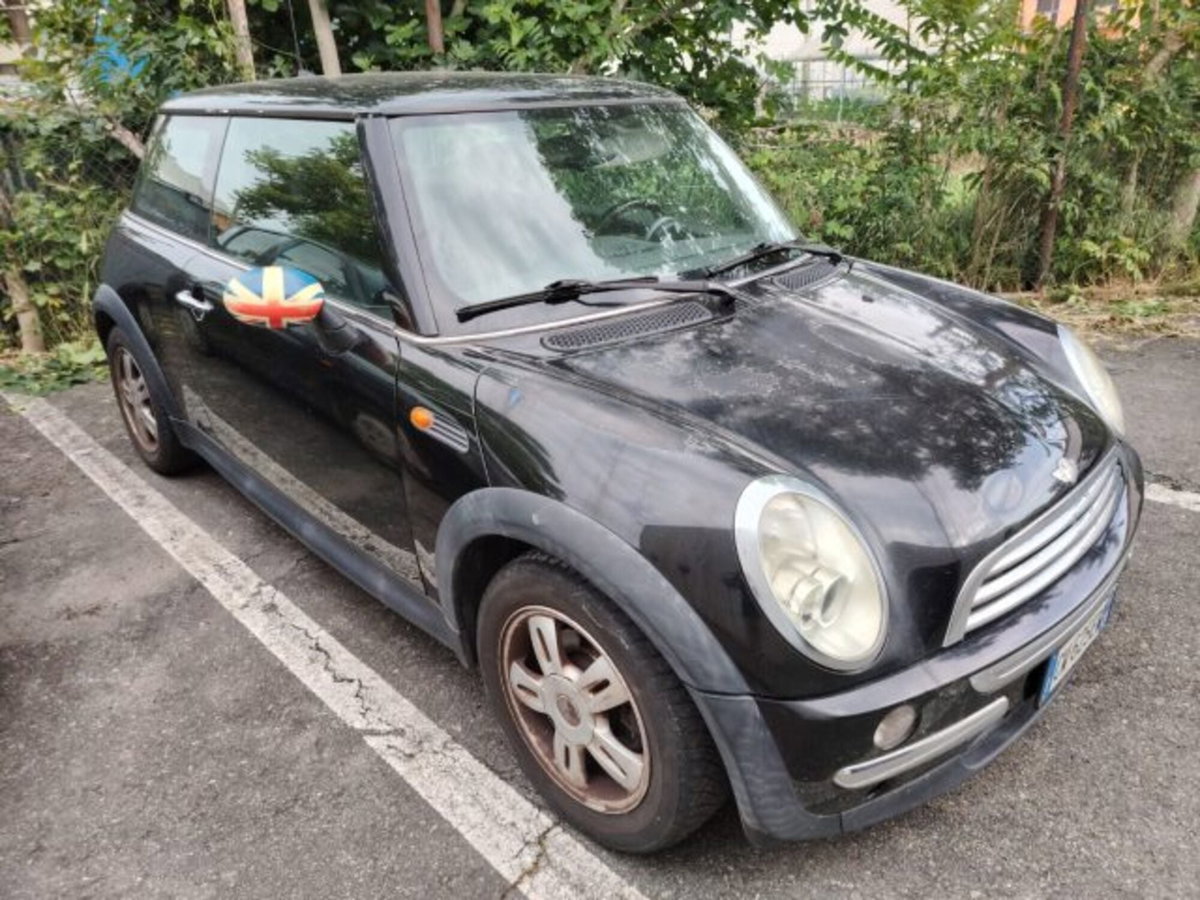 MINI Mini 1.4 tdi One D (2)
