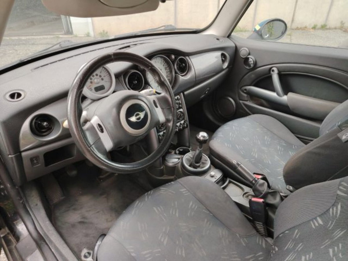 MINI Mini 1.4 tdi One D (4)