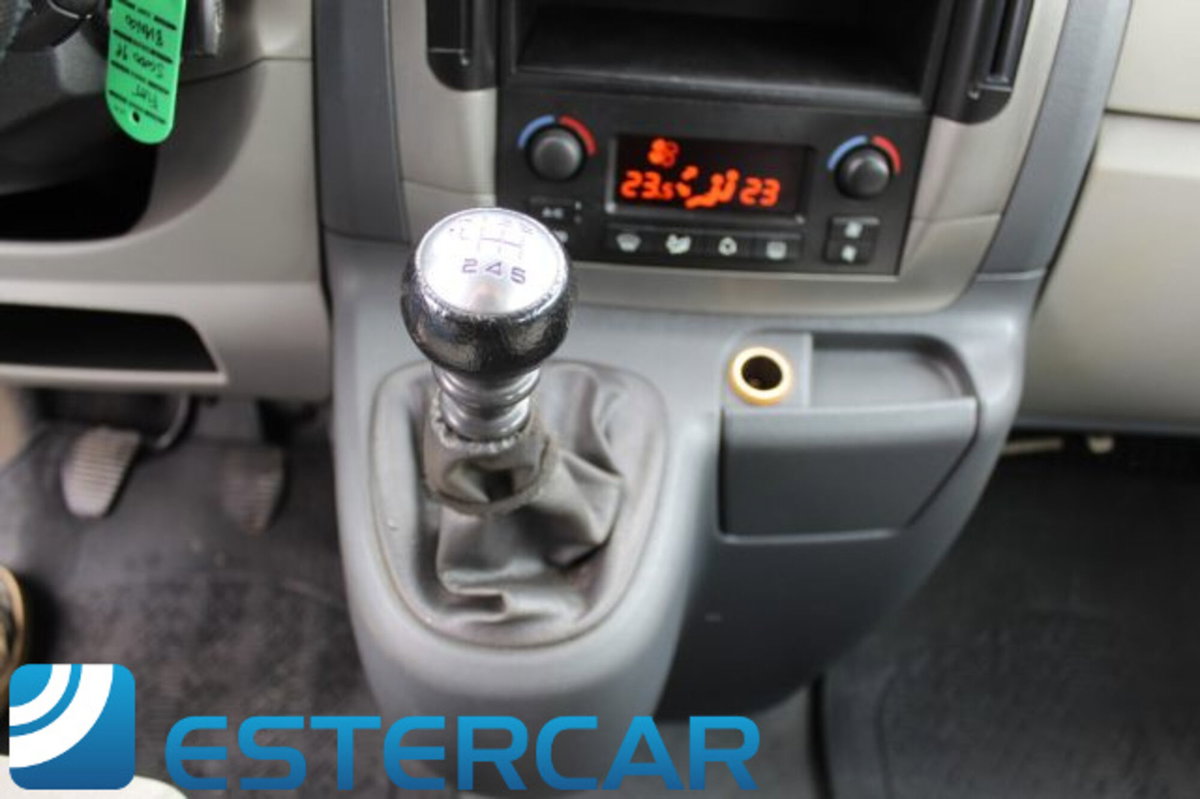 Fiat Scudo Furgone 2.0 MJT/130 PL-TN Furgone Vetrato 12q. Comfort (18)