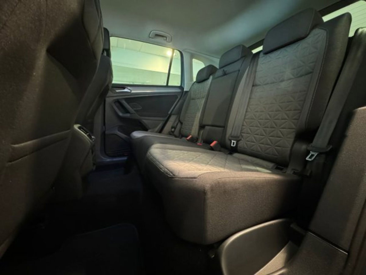 Volkswagen Tiguan Allspace 2.0 tdi R-Line 150cv dsg (12)