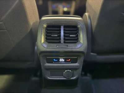 Volkswagen Tiguan Allspace 2.0 tdi R-Line 150cv dsg (13)
