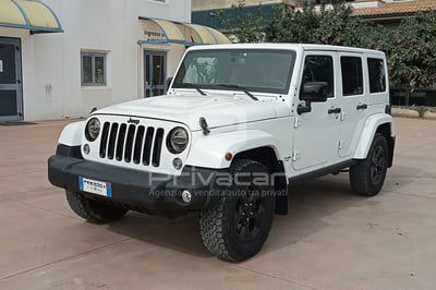 Jeep Wrangler Unlimited 2.8 CRD DPF Sahara Auto usata