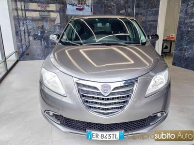 Lancia Ypsilon 0.9 TwinAir 85 CV 5 porte S&S Silver usata
