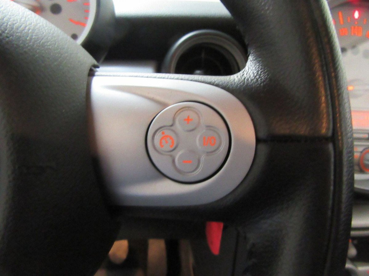 MINI Mini 1.6 16V Cooper D