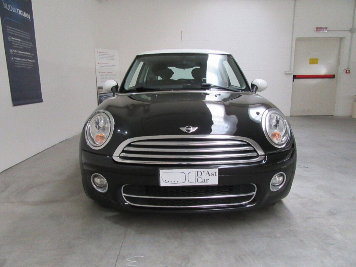 MINI Mini 1.6 16V Cooper D (12)