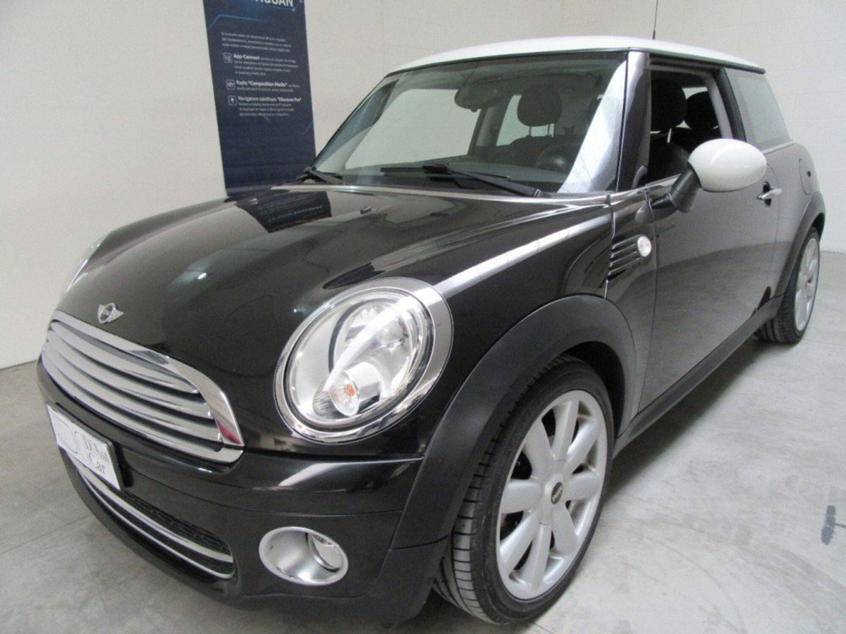 MINI Mini 1.6 16V Cooper D (13)