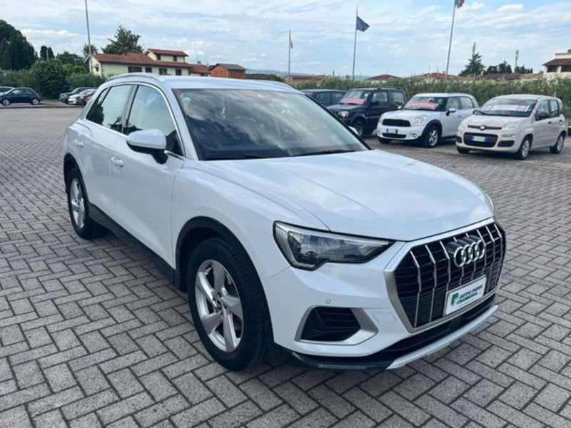 Audi Q3 35 TDI quattro S tronic Business Advanced