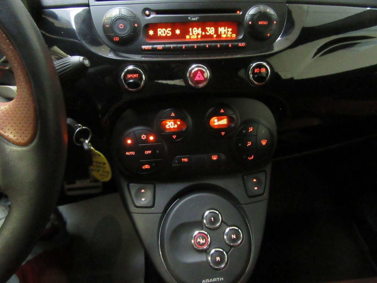 Abarth 595 595 1.4 Turbo T-Jet 165 CV Turismo (5)
