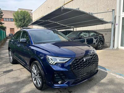 Audi Q3 Sportback 35 2.0 tdi Identity Black s-tronic nuova