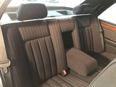 Mercedes-Benz Classe E 200 Executive (12)