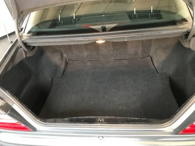 Mercedes-Benz Classe E 200 Executive (17)