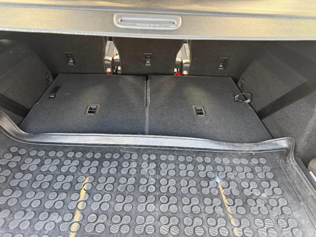 Volkswagen Touran 1.6 TDI DPF Comfortline BMT (16)