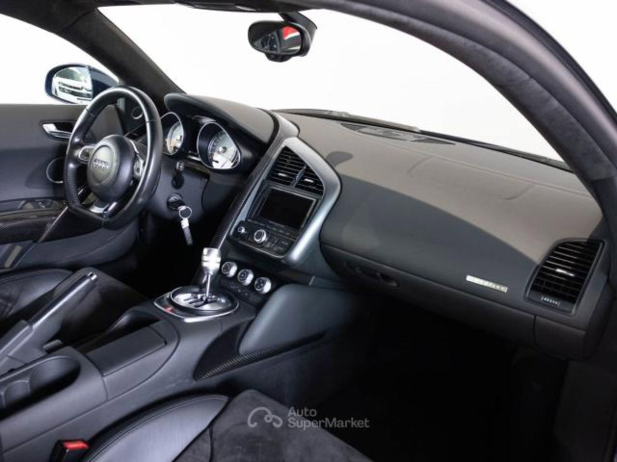 Audi R8 Coupé 4.2 V8 FSI quattro (14)