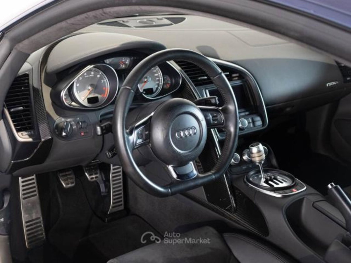 Audi R8 Coupé 4.2 V8 FSI quattro (5)