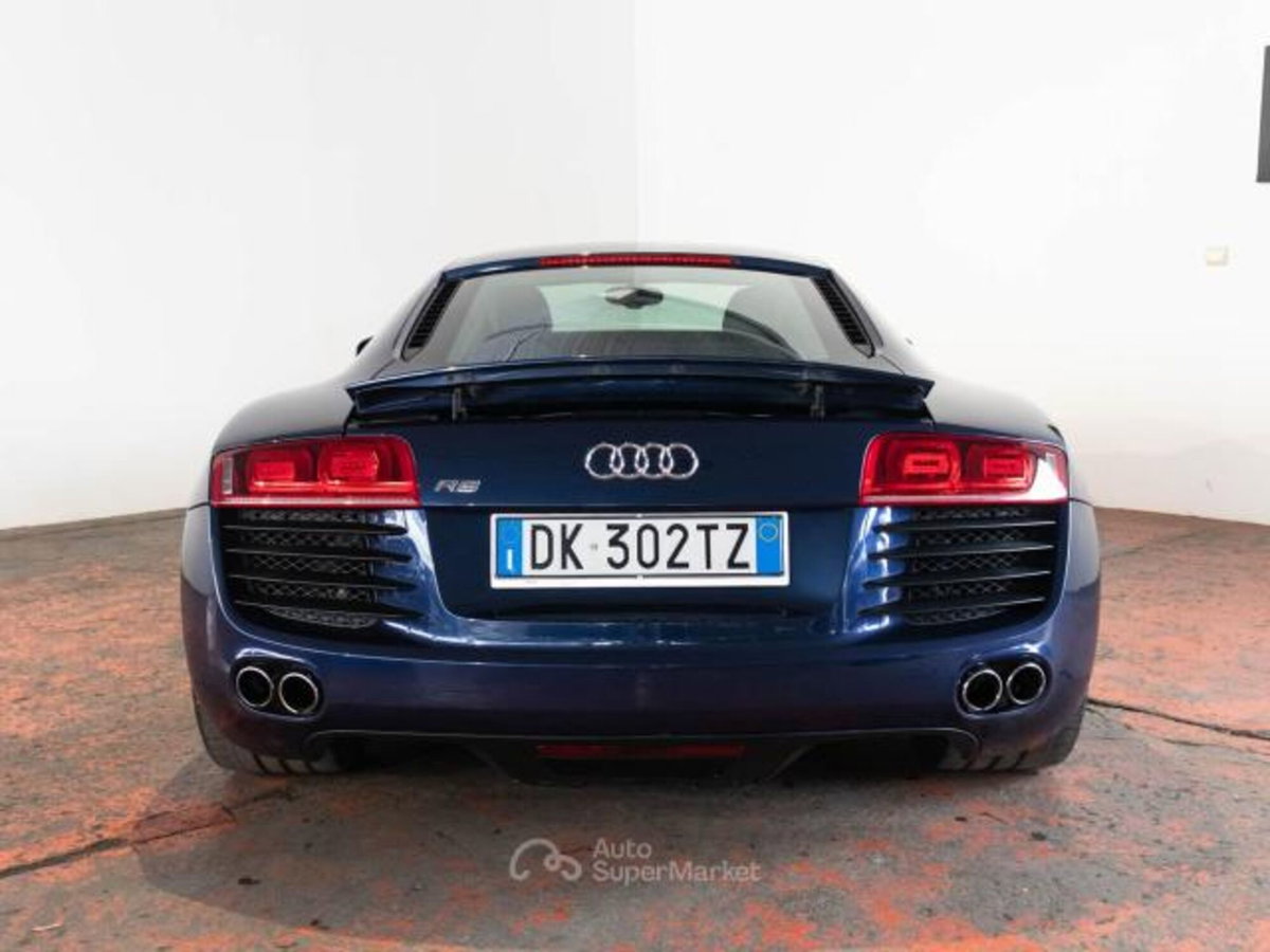 Audi R8 Coupé 4.2 V8 FSI quattro (6)