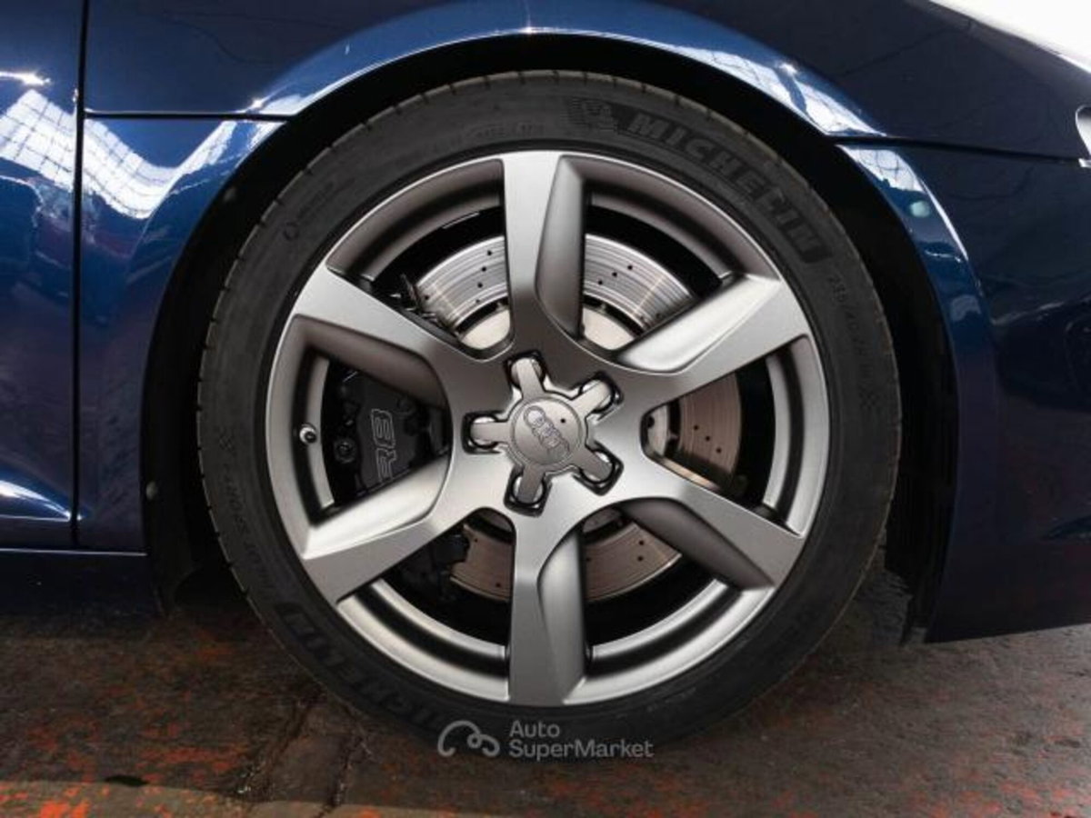 Audi R8 Coupé 4.2 V8 FSI quattro (7)