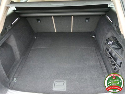 Audi A4 Avant 30 TDI/136 CV S tronic Business Advanced (11)