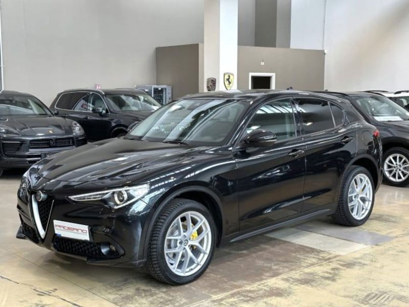Alfa Romeo Stelvio Stelvio 2.2 Turbodiesel 180 CV AT8 Q4 Business