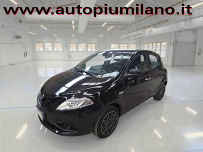 Lancia Ypsilon 1.0 FireFly 5 porte S&S Hybrid Ecochic Gold usata