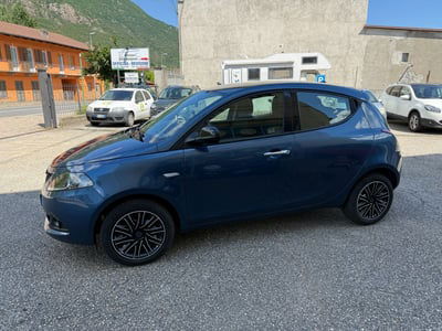 Lancia Ypsilon 1.0 FireFly 5 porte S&S Hybrid Ecochic Gold usata