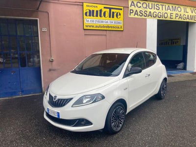 Lancia Ypsilon 1.0 FireFly 5 porte S&S Hybrid Ecochic Gold usata