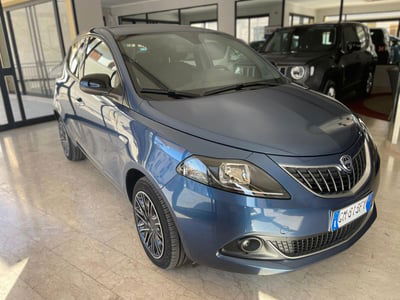 Lancia Ypsilon 1.0 FireFly 5 porte S&S Hybrid Gold Plus usata