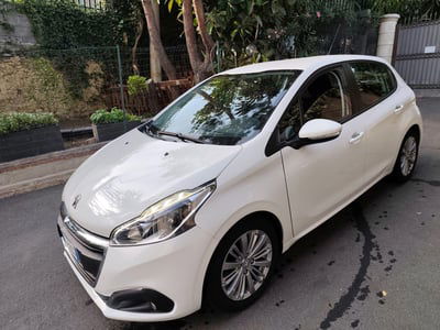 Peugeot 208 75 5 porte Allure usata