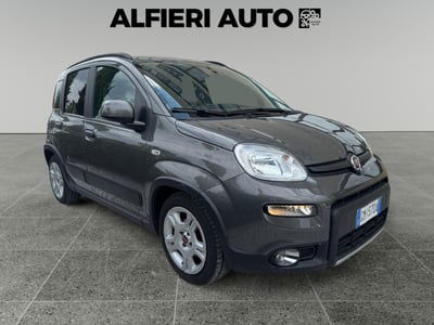 Fiat Panda 1.0 FireFly S&S Hybrid City Cross usata