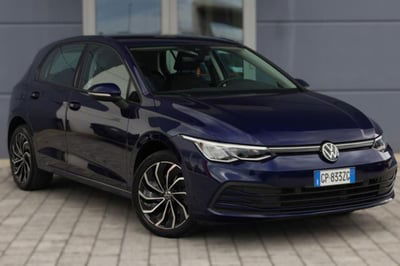Volkswagen Golf Variant 1.0 eTSI EVO DSG Life usata