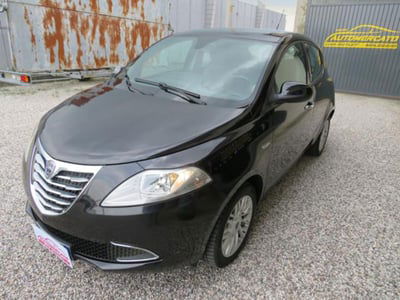 Lancia Ypsilon 1.2 69 CV 5 porte Platinum usata