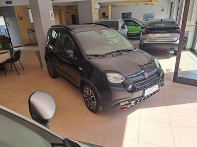 Fiat Panda 1.0 FireFly S&S Hybrid City Cross usata