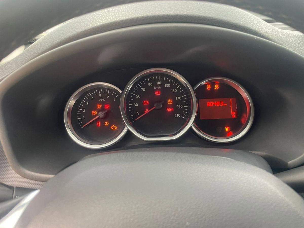 Dacia Sandero Stepway 1.5 Blue dCi 95 CV Access (13)