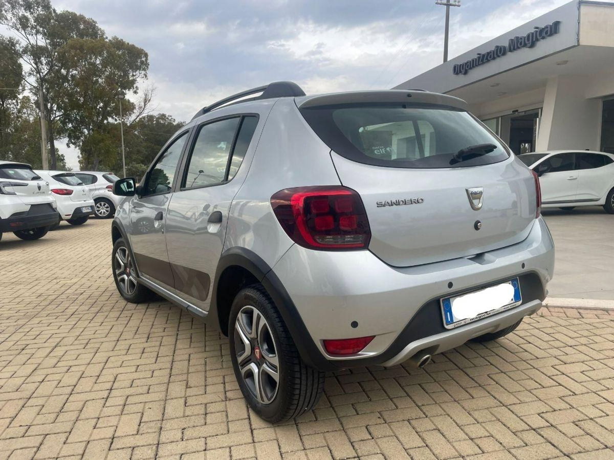 Dacia Sandero Stepway 1.5 Blue dCi 95 CV Access (5)