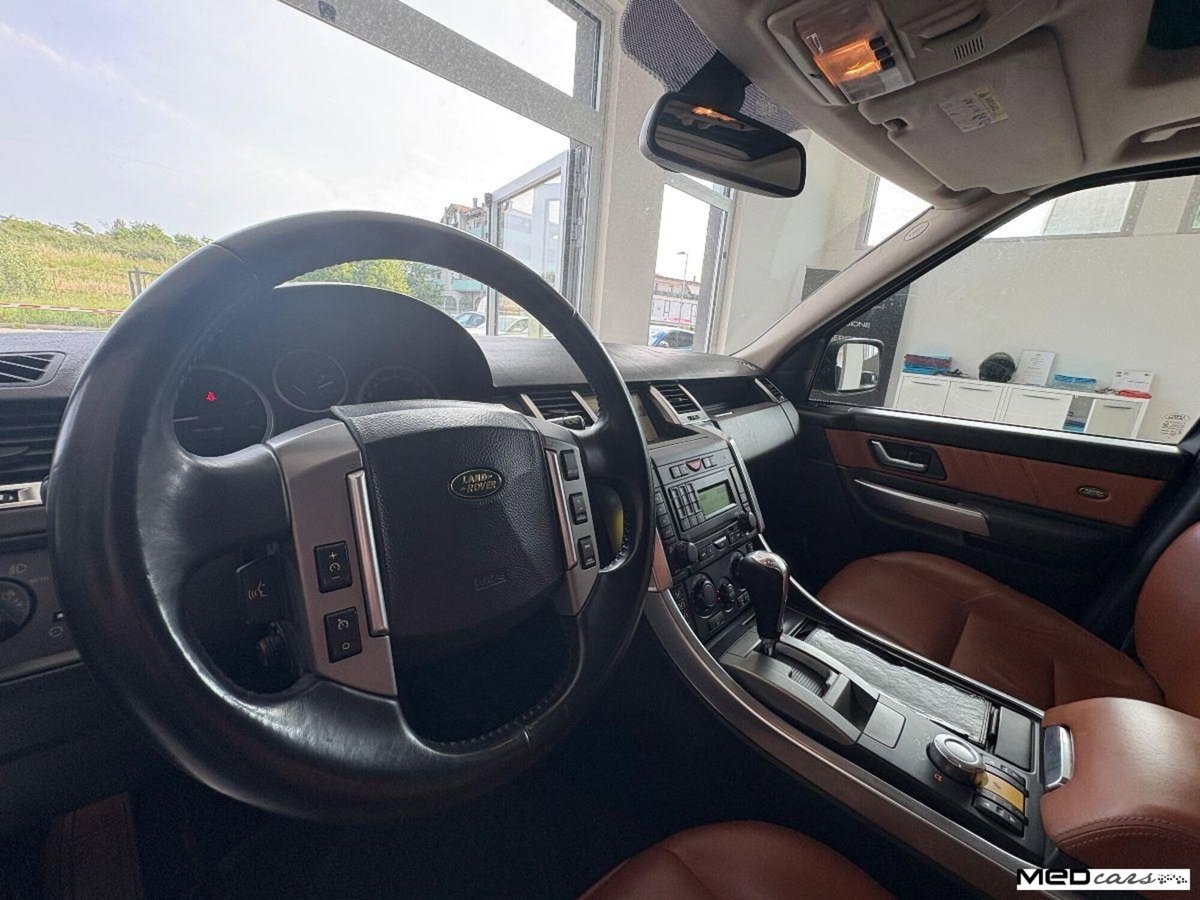Land Rover Range Rover Sport 2.7 TDV6 HSE (12)