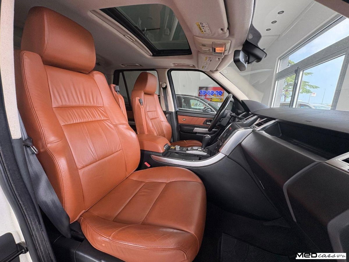 Land Rover Range Rover Sport 2.7 TDV6 HSE (9)