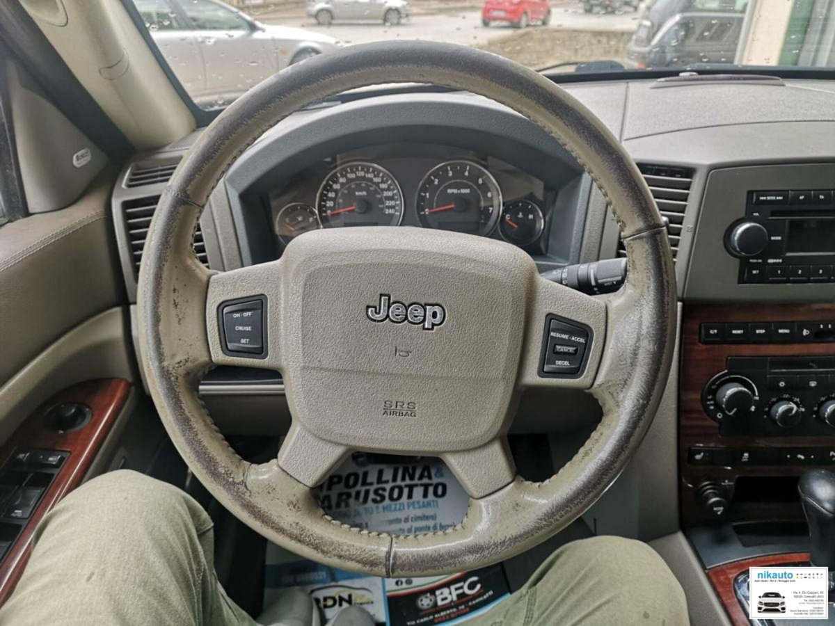 Jeep Grand Cherokee 3.0 V6 CRD Limited (12)