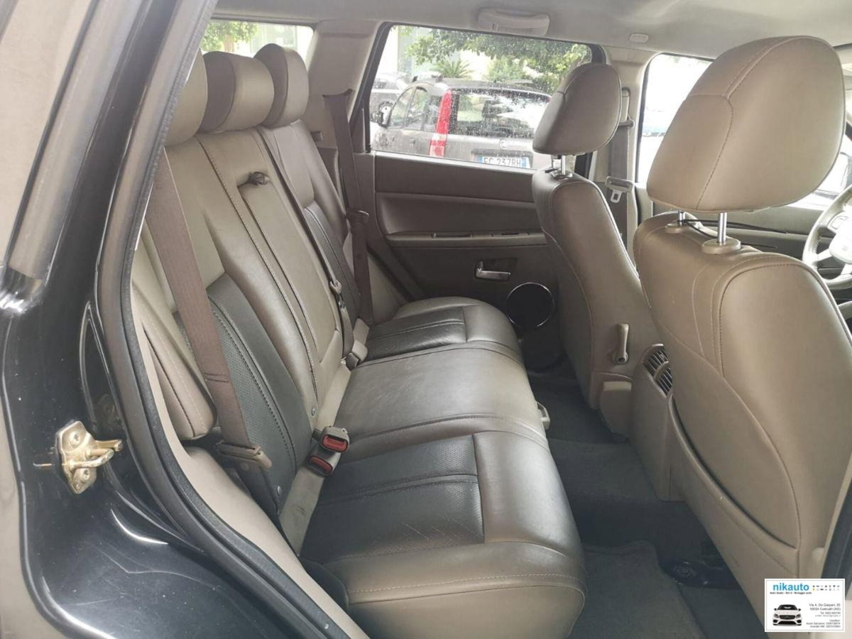 Jeep Grand Cherokee 3.0 V6 CRD Limited (18)