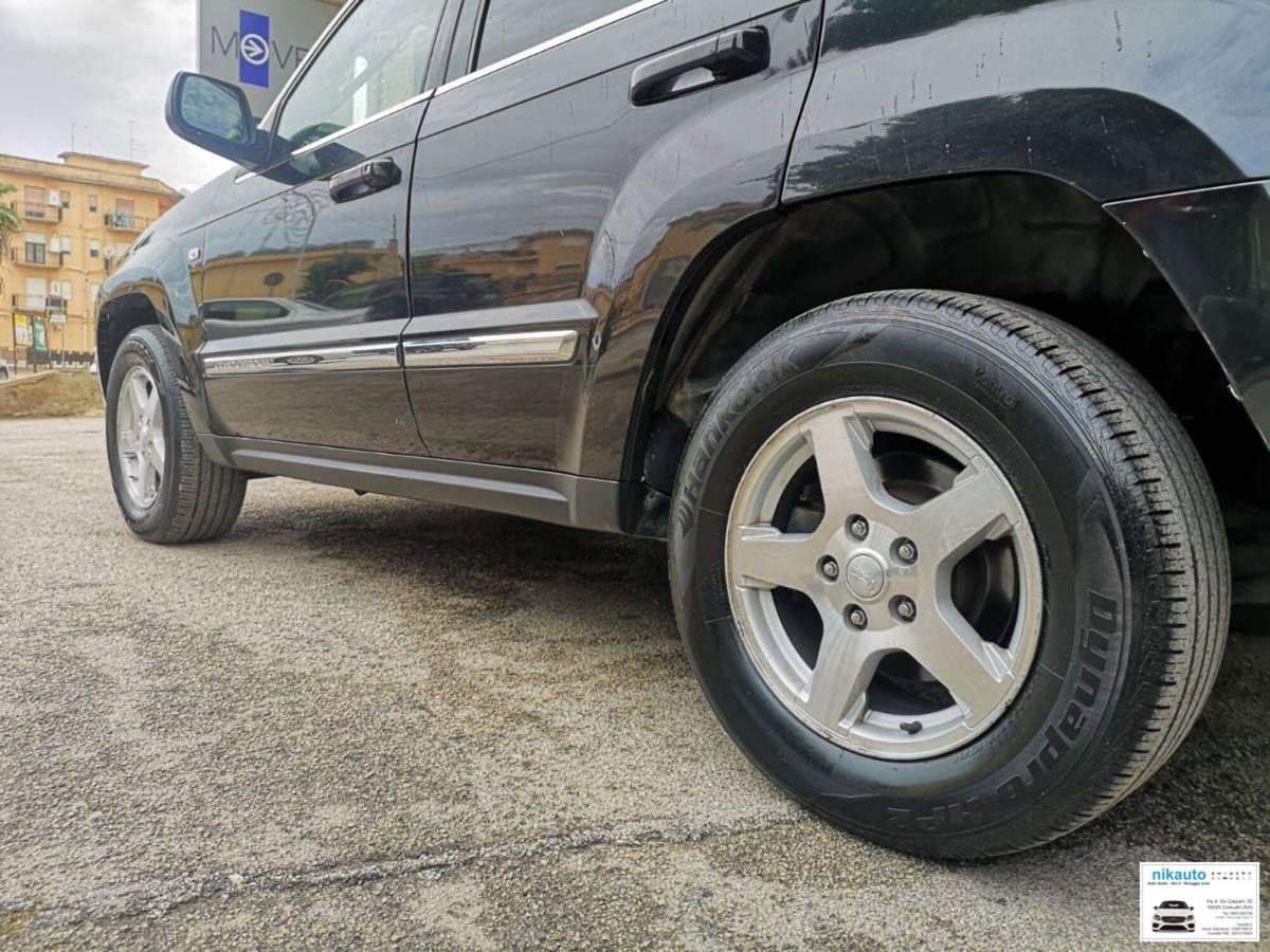 Jeep Grand Cherokee 3.0 V6 CRD Limited (8)