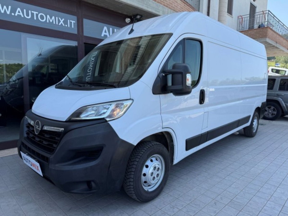 Opel Movano Furgone Heavy 35 L3H2 2.2 diesel 140cv S&S auto (2)