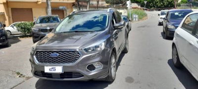 Ford Kuga 2.0 TDCI 180 CV S&S 4WD Powershift Vignale usata