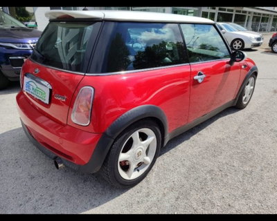 MINI Mini 1.6 16V Cooper (6)