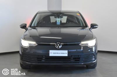 Volkswagen Golf Variant 2.0 TDI SCR DSG Life usata
