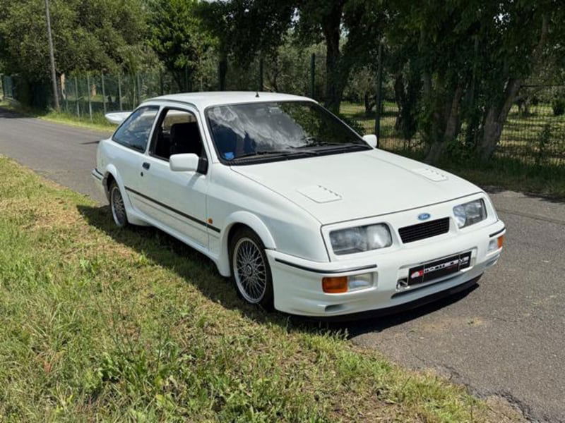 Ford Sierra RS Cosworth 3 porte