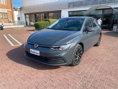 Volkswagen Golf 2.0 TDI DSG SCR Life usata