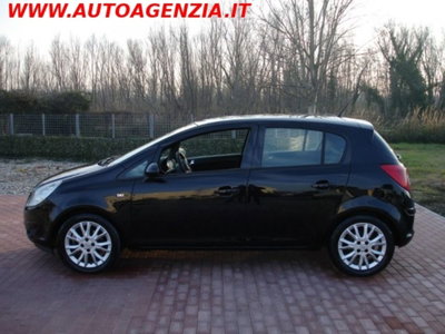 Opel Corsa 1.2 80CV 5 porte GPL-TECH Club (3)