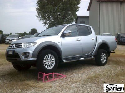 Mitsubishi L200 2.5 DI-D/136CV DC Invite DPF usato